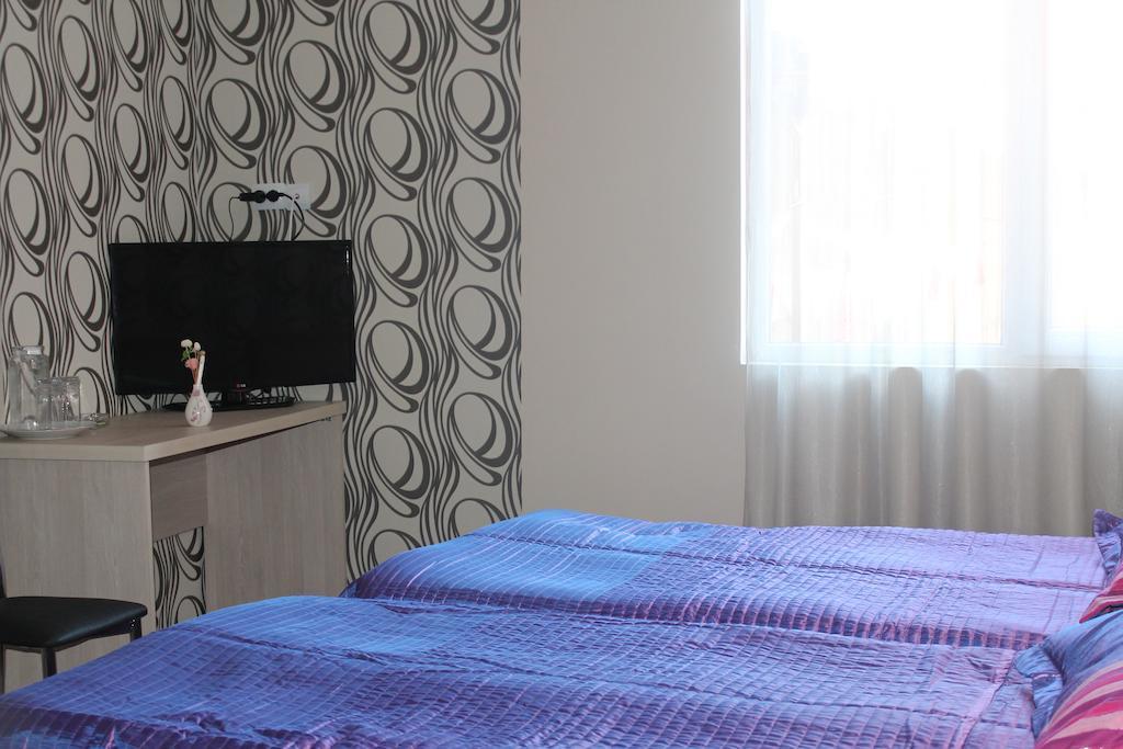 Hotel Elio Batoumi Extérieur photo